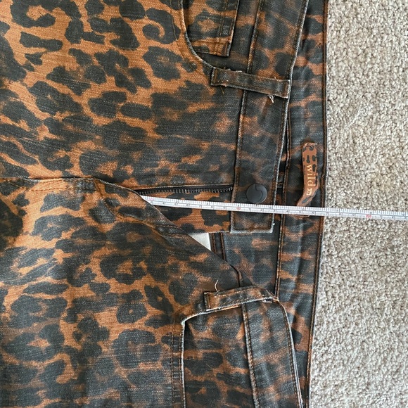 Joe’s Jeans Leopard print jeans - Picture 4 of 4